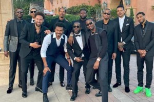 星空体育官网-追梦结婚引来高朋满座，总决赛的敌人也来给他庆祝