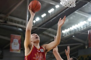 星空体育APP-连续2场0分！单场25+15神塔变废塔 主教练未用好他？