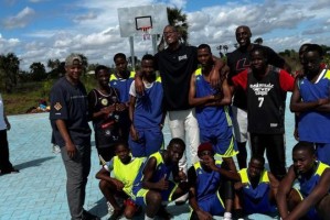 星空体育官网-特纳走进非洲找到平静：不在乎去哪队 只想做自己