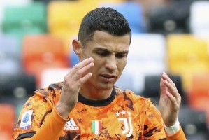 星空体育-被税收捆绑在意大利 尤文打不上欧冠C罗也不会走？